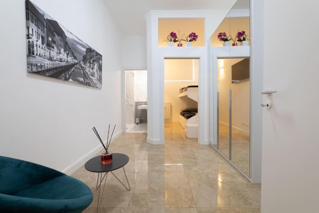 San Babila - Luxury Milanese Apartment المظهر الخارجي الصورة