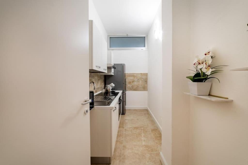 San Babila - Luxury Milanese Apartment المظهر الخارجي الصورة